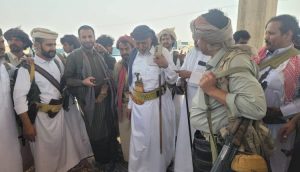 بعد تصعيد دام أيامًا.. قبائل اليمن تُجبر التحالف على الإفراج عن أحد أبرز مشايخ خولان