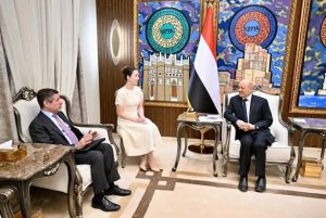 تحذيرات من إقحام الفصائل الجنوبية في مستنقع الحرب خدمة للمشروع الأمريكي تحذيرات من إقحام الفصائل الجنوبية في مستنقع الحرب خدمة للمشروع الأمريكي